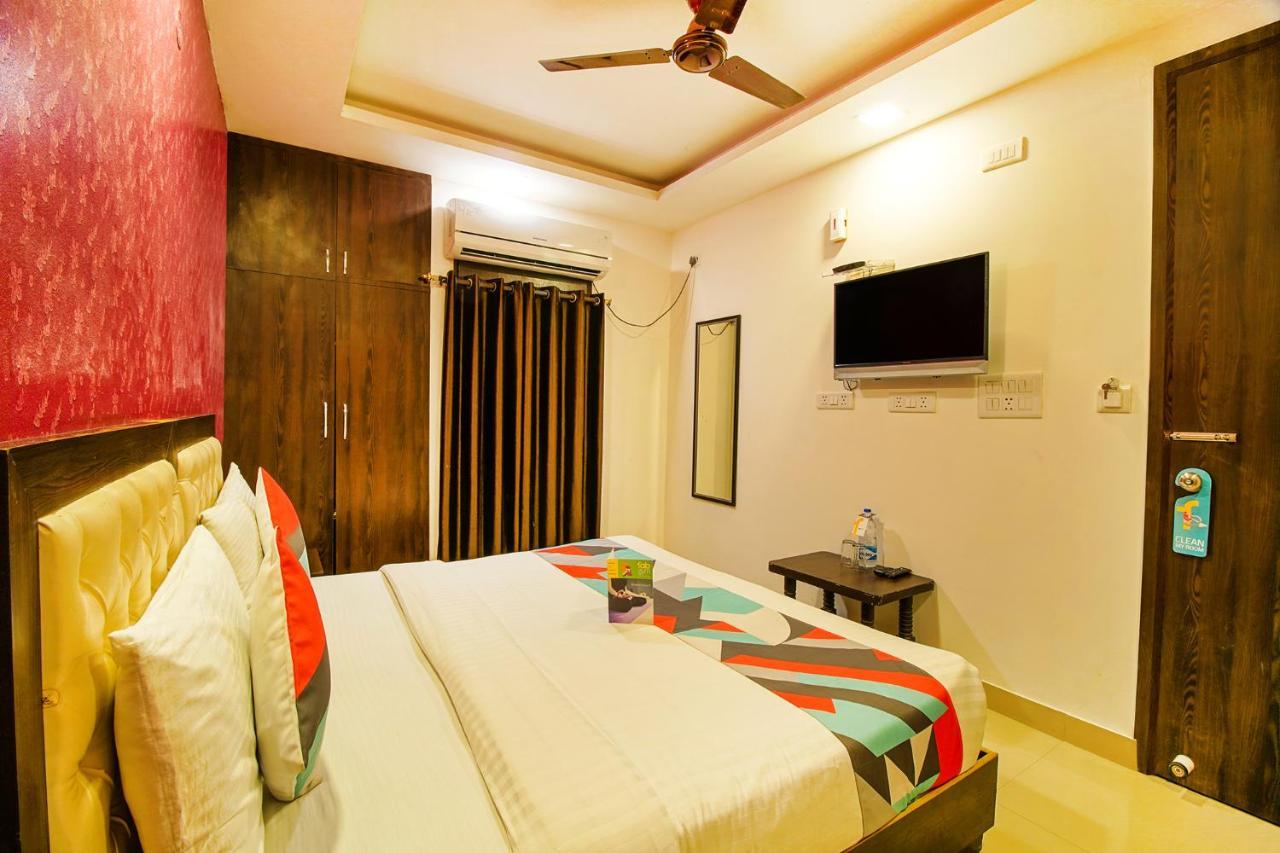 Fabexpress Tp Suite Near Igi Airport New Delhi Exterior photo